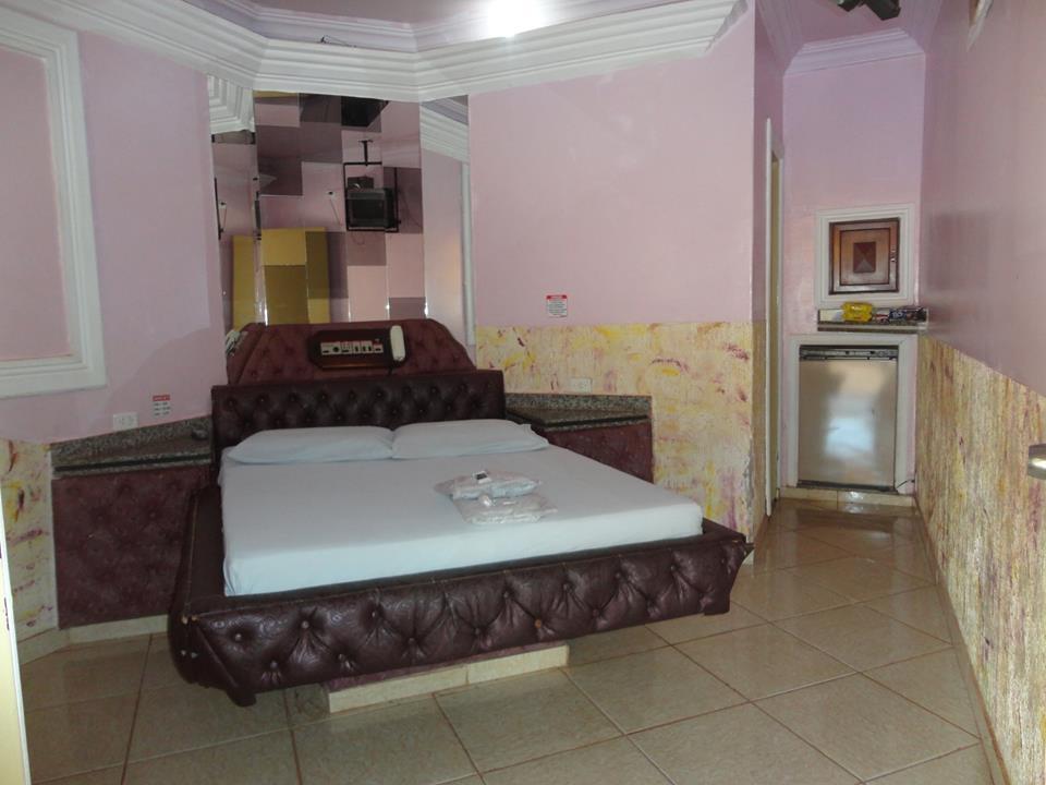 Fenix Motel (Adults Only) Ourinhos Exterior photo